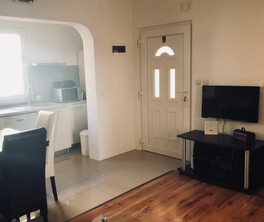 Apartman Stevic Pisak Kültér fotó